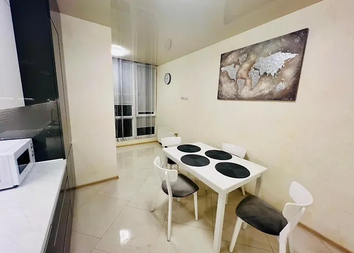 Шевченка,60 - Семицвіт *