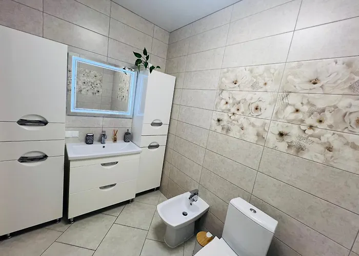 Шевченка,60 - Семицвіт